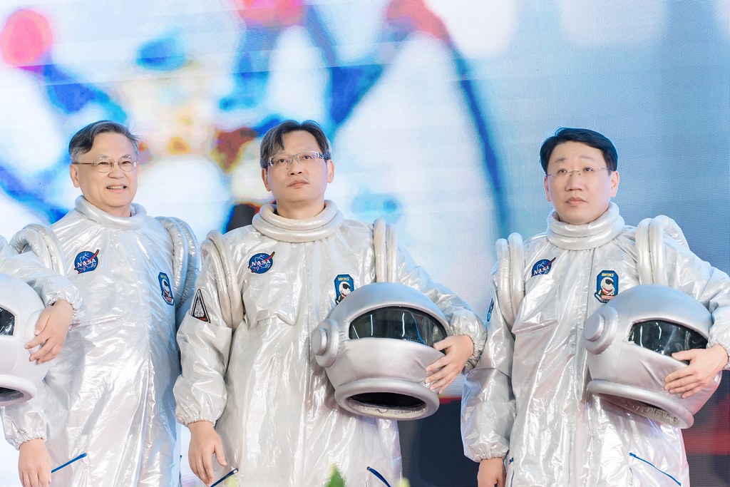 [活動攝影]陽明交通大學開學典禮-最專業的團隊完成每場完美活動攝影，拍的不只好更要快! #活動拍立得