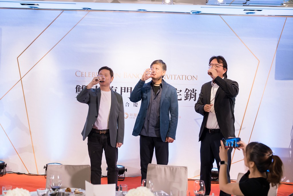 [活動攝影、即拍即印]新潤完銷慶功宴-最專業的團隊完成每場完美活動攝影，拍的不只好更要快! #尾牙攝影