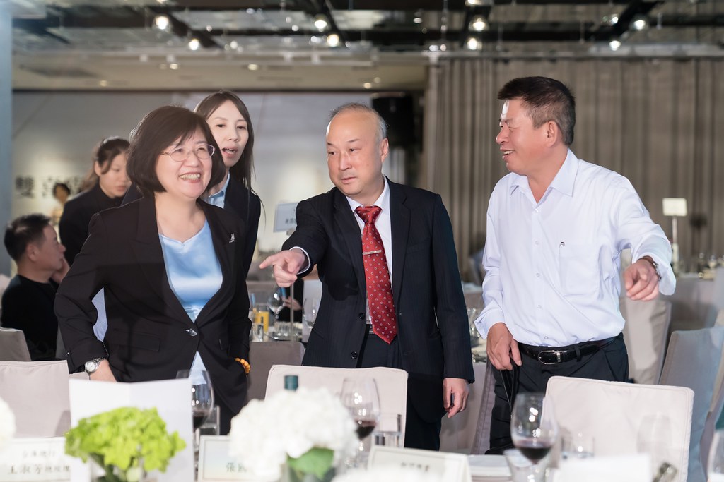 [活動攝影、即拍即印]新潤完銷慶功宴-最專業的團隊完成每場完美活動攝影，拍的不只好更要快! #尾牙攝影
