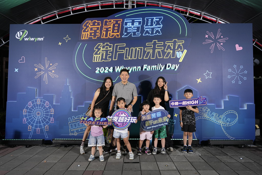 [即拍即印]緯穎霓聚綻FUN未來-最專業的團隊完成每場完美活動攝影，拍的不只好更要快! #即拍即印