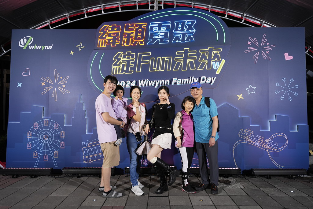 [即拍即印]緯穎霓聚綻FUN未來-最專業的團隊完成每場完美活動攝影，拍的不只好更要快! #即時攝影