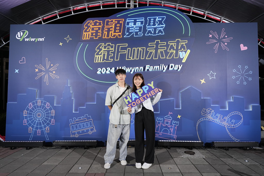 [即拍即印]緯穎霓聚綻FUN未來-最專業的團隊完成每場完美活動攝影，拍的不只好更要快! #活動攝影