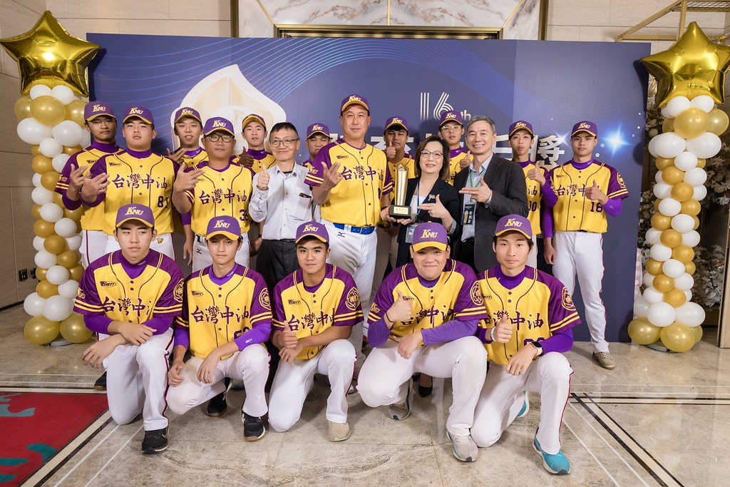 [即拍即印]16屆體育推手獎-最專業的團隊完成每場完美活動攝影，拍的不只好更要快! #即拍即印