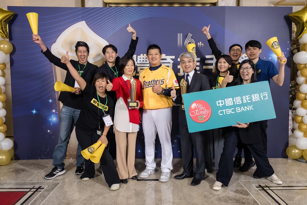 [即拍即印]16屆體育推手獎-最專業的團隊完成每場完美活動攝影，拍的不只好更要快! #即時攝影