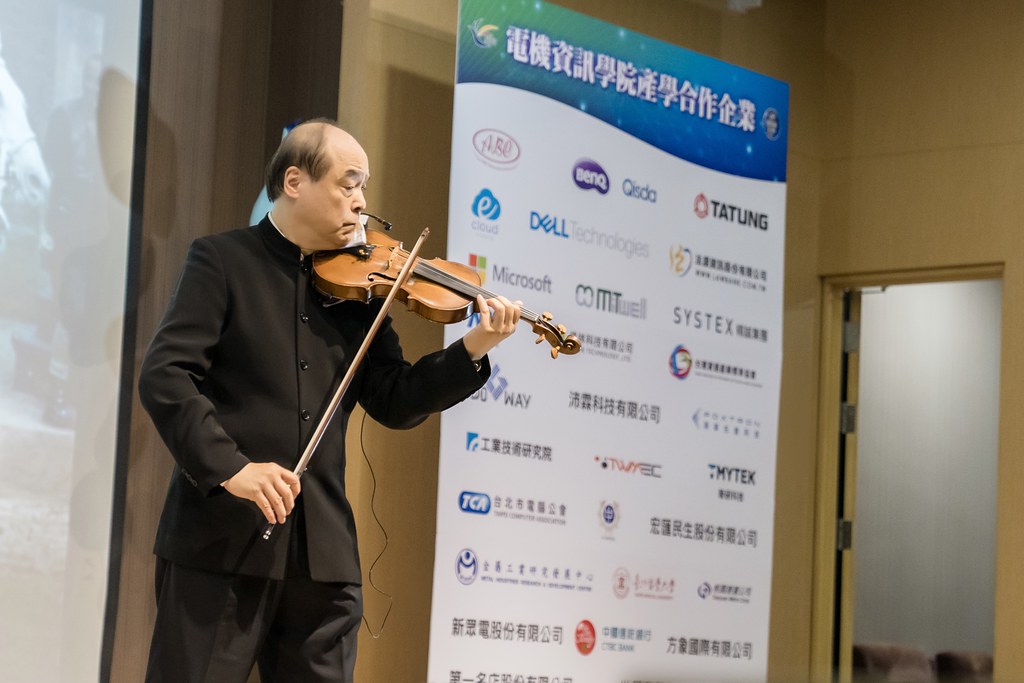 [活動攝影]臺北大學電機資訊學院20週年院慶-最專業的團隊完成每場完美活動攝影，拍的不只好更要快! #活動拍立得