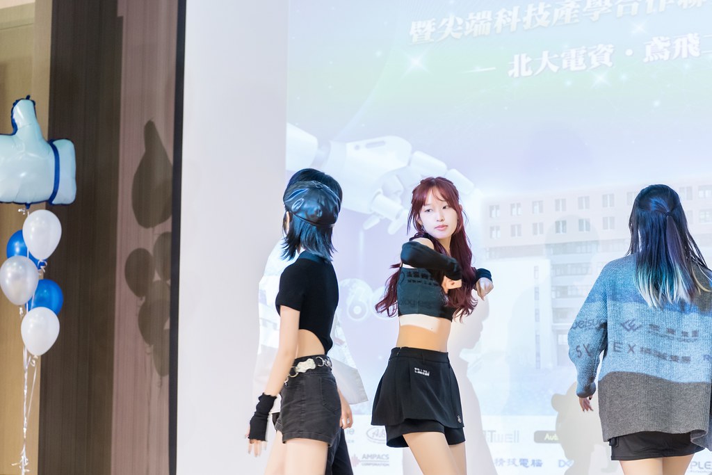 [活動攝影]臺北大學電機資訊學院20週年院慶-最專業的團隊完成每場完美活動攝影，拍的不只好更要快! #即拍即印
