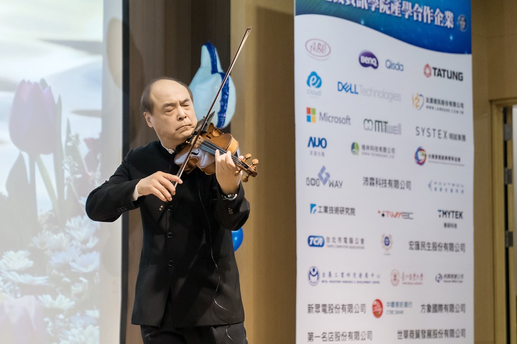 [活動攝影]臺北大學電機資訊學院20週年院慶-最專業的團隊完成每場完美活動攝影，拍的不只好更要快! #即拍即印