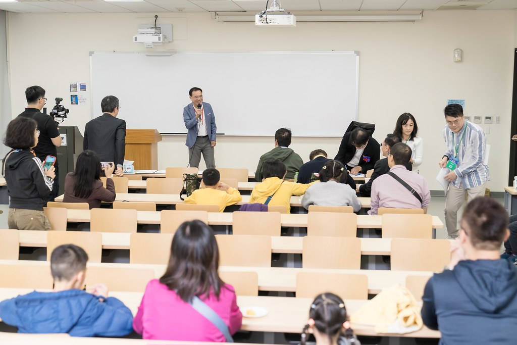 [活動攝影]臺北大學電機資訊學院20週年院慶-最專業的團隊完成每場完美活動攝影，拍的不只好更要快! #即拍即印