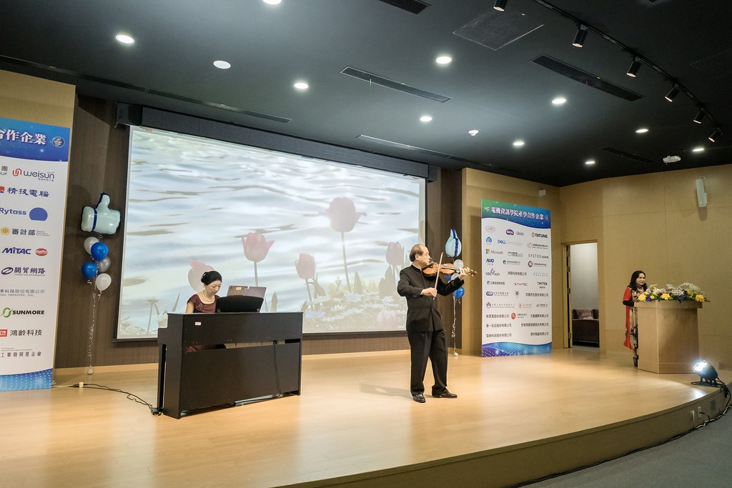 [活動攝影]臺北大學電機資訊學院20週年院慶-最專業的團隊完成每場完美活動攝影，拍的不只好更要快! #活動攝影