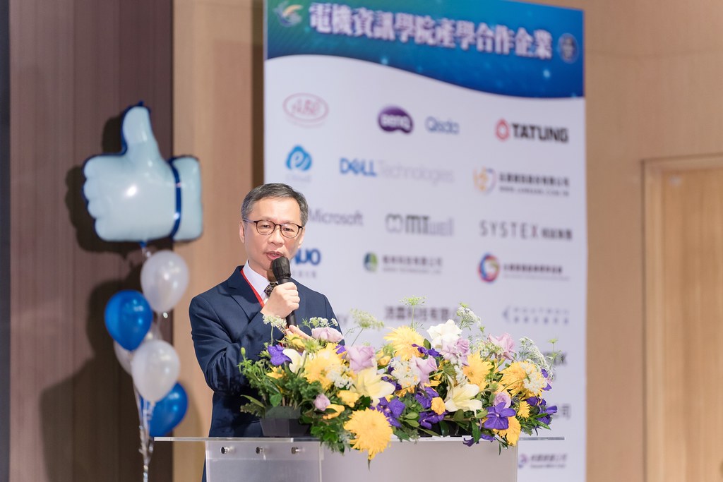 [活動攝影]臺北大學電機資訊學院20週年院慶-最專業的團隊完成每場完美活動攝影，拍的不只好更要快! #活動拍立得