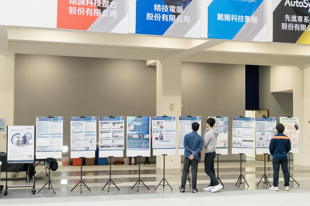 [活動攝影]臺北大學電機資訊學院20週年院慶-最專業的團隊完成每場完美活動攝影，拍的不只好更要快! #即拍即印