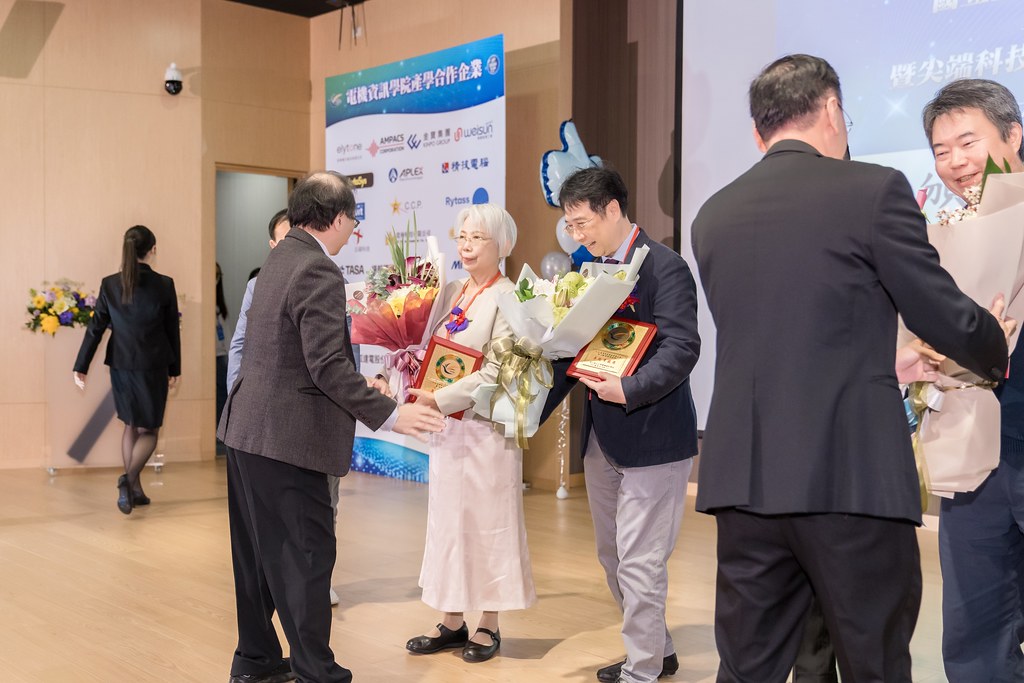 [活動攝影]臺北大學電機資訊學院20週年院慶-最專業的團隊完成每場完美活動攝影，拍的不只好更要快! #即時攝影