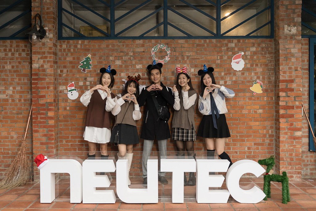 [即拍即印]2024日新聖誕派對-最專業的團隊完成每場完美活動攝影，拍的不只好更要快! #活動拍立得