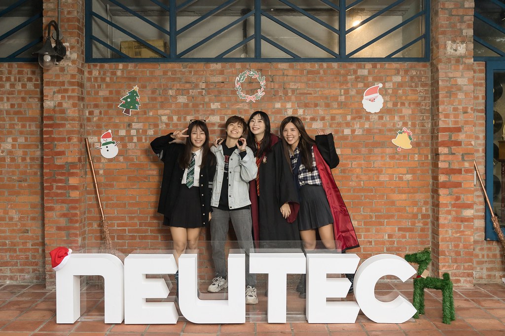 [即拍即印]2024日新聖誕派對-最專業的團隊完成每場完美活動攝影，拍的不只好更要快! #活動拍立得