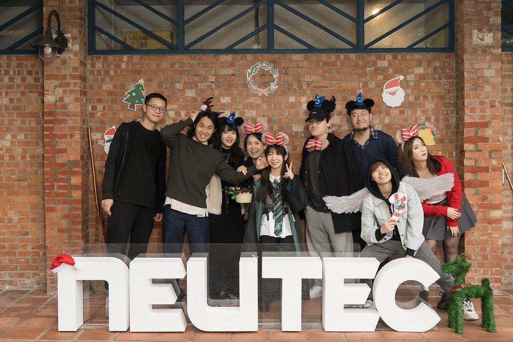 [即拍即印]2024日新聖誕派對-最專業的團隊完成每場完美活動攝影，拍的不只好更要快! #即時攝影