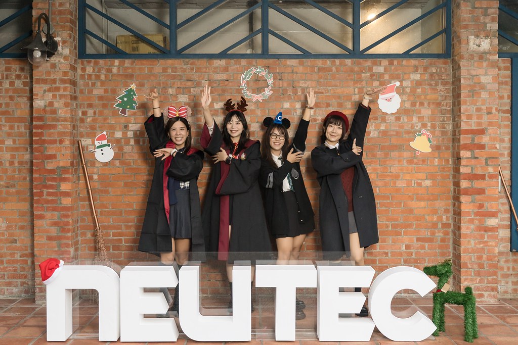 [即拍即印]2024日新聖誕派對-最專業的團隊完成每場完美活動攝影，拍的不只好更要快! #尾牙攝影