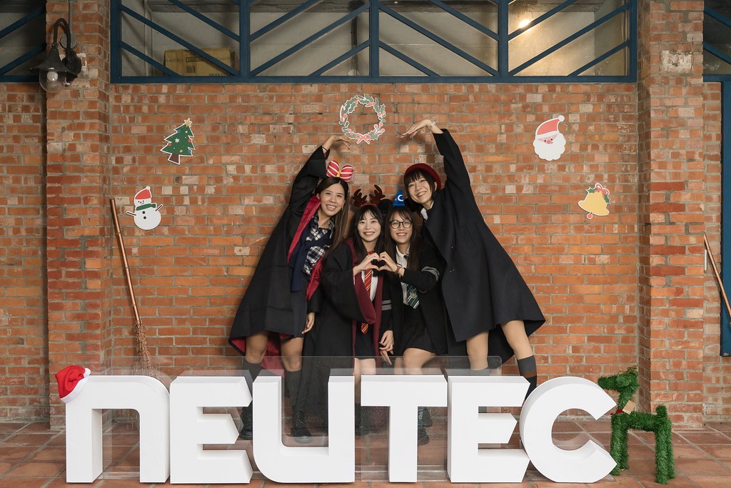 [即拍即印]2024日新聖誕派對-最專業的團隊完成每場完美活動攝影，拍的不只好更要快! #即時攝影