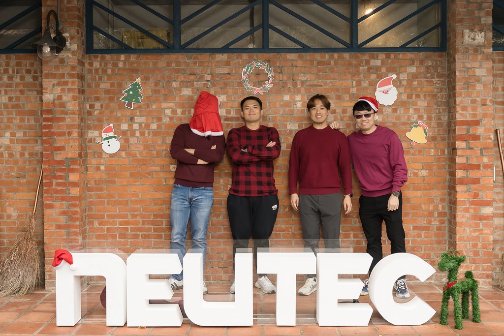 [即拍即印]2024日新聖誕派對-最專業的團隊完成每場完美活動攝影，拍的不只好更要快! #即時攝影