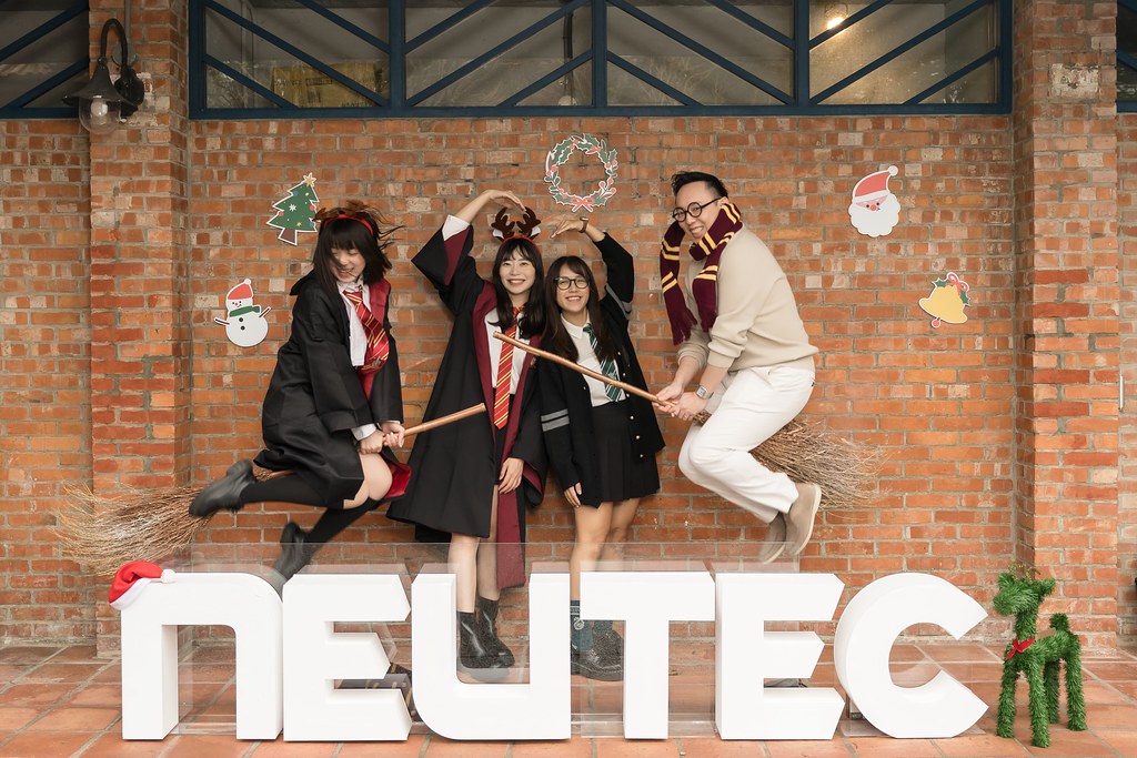 [即拍即印]2024日新聖誕派對-最專業的團隊完成每場完美活動攝影，拍的不只好更要快! #活動攝影