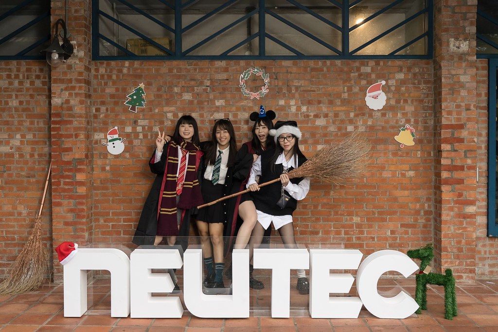 [即拍即印]2024日新聖誕派對-最專業的團隊完成每場完美活動攝影，拍的不只好更要快! #雲端攝影