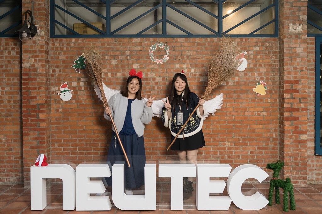 [即拍即印]2024日新聖誕派對-最專業的團隊完成每場完美活動攝影，拍的不只好更要快! #即時攝影