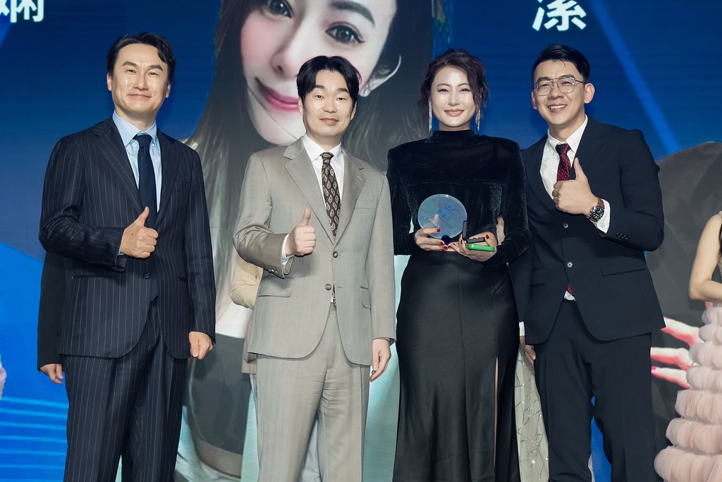 [活動攝影]閃耀2024力曼光典-最專業的團隊完成每場完美活動攝影，拍的不只好更要快! #活動攝影