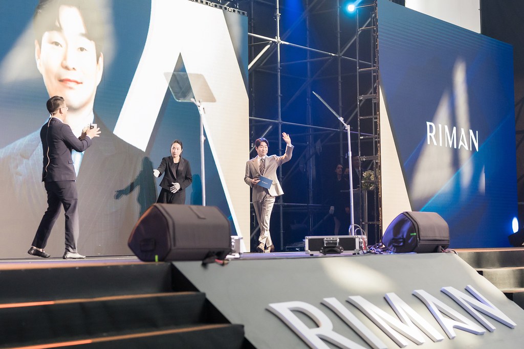 [活動攝影]閃耀2024力曼光典-最專業的團隊完成每場完美活動攝影，拍的不只好更要快! #活動拍立得