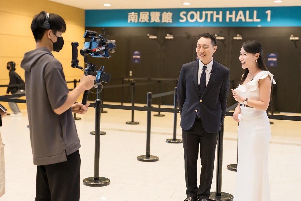 [活動攝影]閃耀2024力曼光典-最專業的團隊完成每場完美活動攝影，拍的不只好更要快! #尾牙攝影