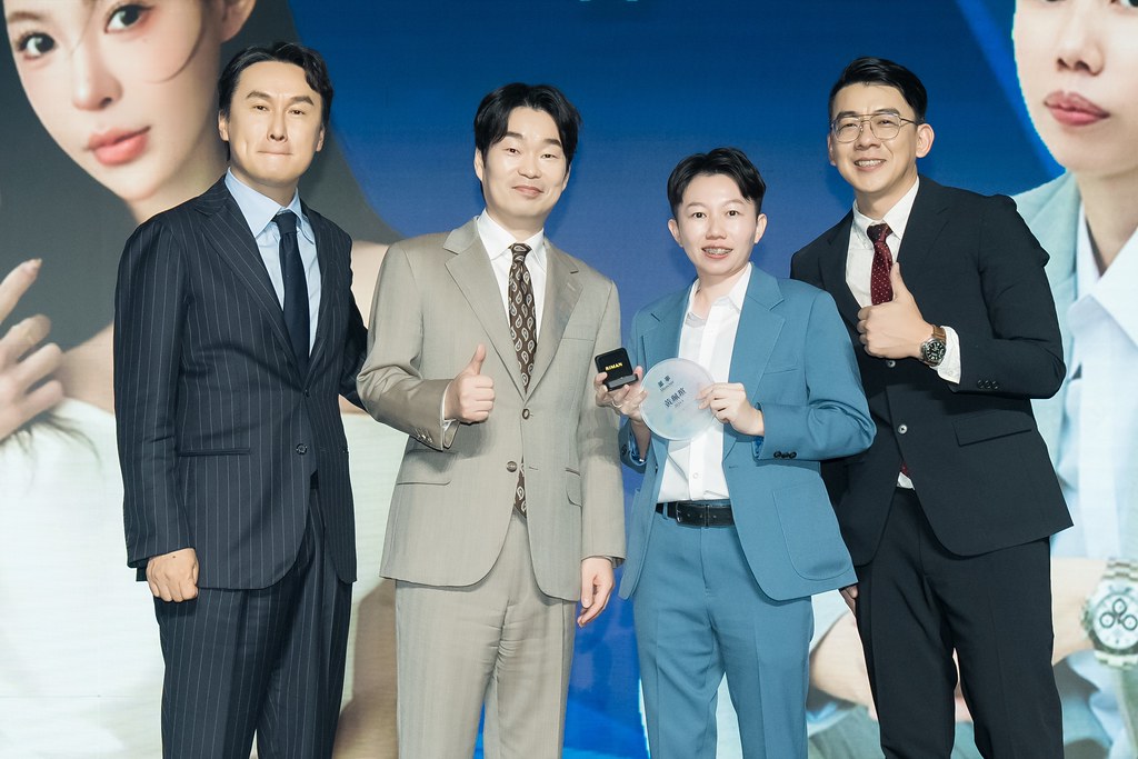 [活動攝影]閃耀2024力曼光典-最專業的團隊完成每場完美活動攝影，拍的不只好更要快! #尾牙攝影