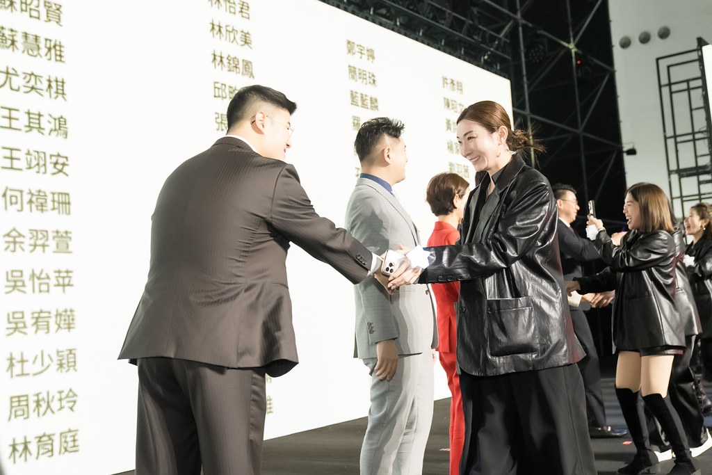 [活動攝影]閃耀2024力曼光典-最專業的團隊完成每場完美活動攝影，拍的不只好更要快! #活動拍攝