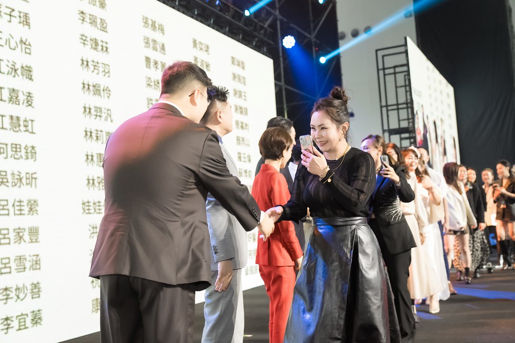 [活動攝影]閃耀2024力曼光典-最專業的團隊完成每場完美活動攝影，拍的不只好更要快! #雲端攝影