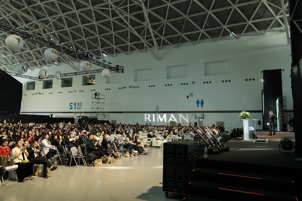 [活動攝影]閃耀2024力曼光典-最專業的團隊完成每場完美活動攝影，拍的不只好更要快! #尾牙攝影