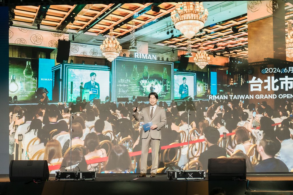 [活動攝影]閃耀2024力曼光典-最專業的團隊完成每場完美活動攝影，拍的不只好更要快! #即拍即印