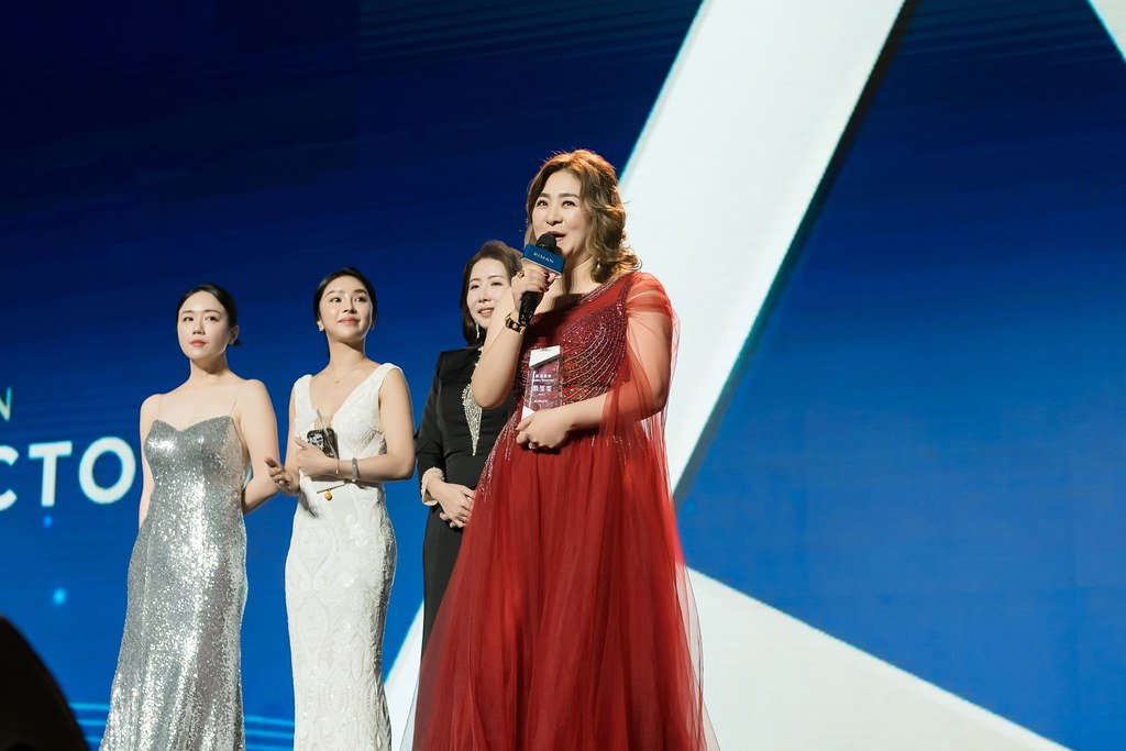 [活動攝影]閃耀2024力曼光典-最專業的團隊完成每場完美活動攝影，拍的不只好更要快! #雲端攝影