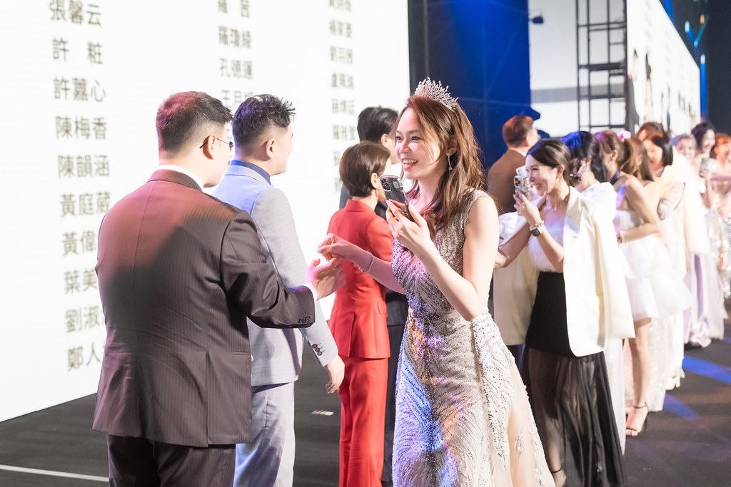 [活動攝影]閃耀2024力曼光典-最專業的團隊完成每場完美活動攝影，拍的不只好更要快! #尾牙攝影