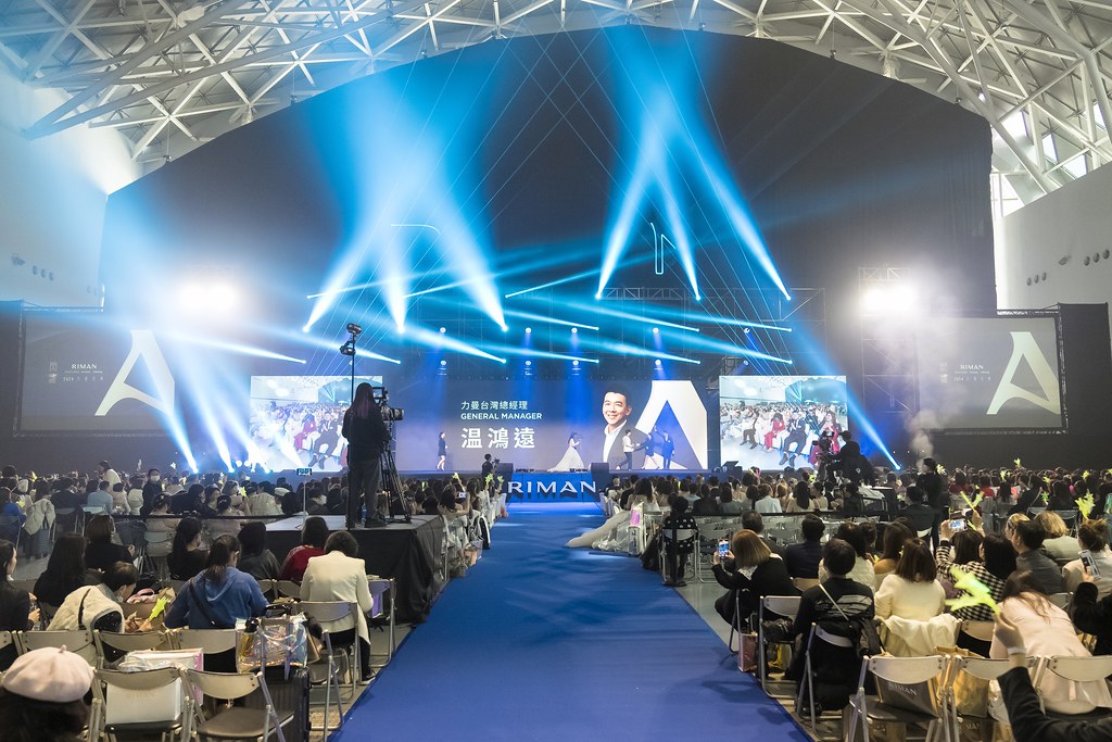 [活動攝影]閃耀2024力曼光典-最專業的團隊完成每場完美活動攝影，拍的不只好更要快! #即拍即印