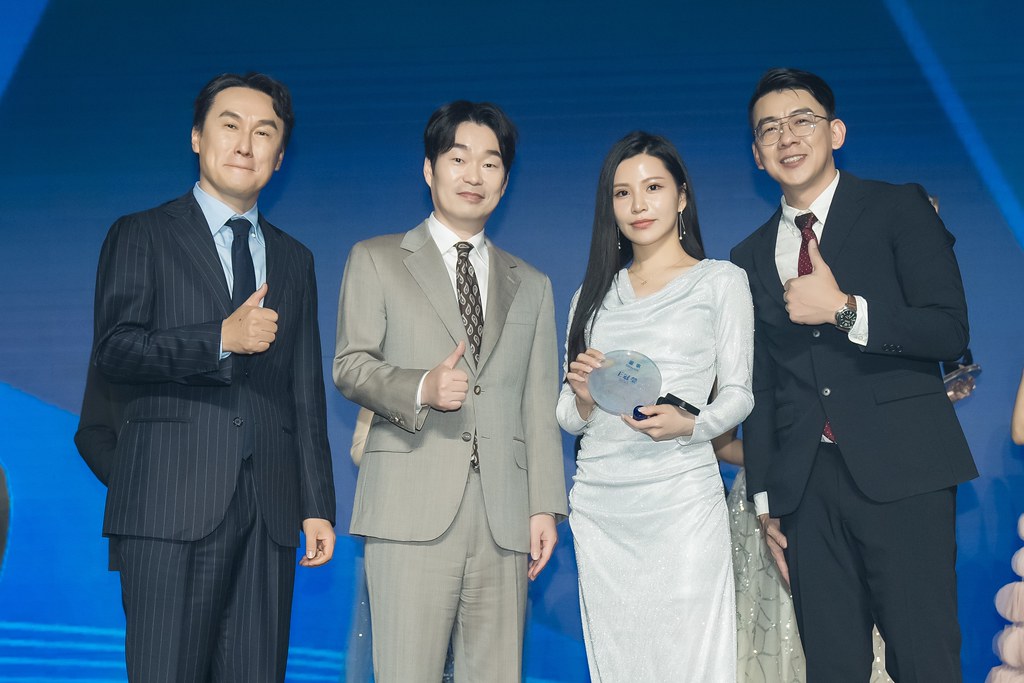 [活動攝影]閃耀2024力曼光典-最專業的團隊完成每場完美活動攝影，拍的不只好更要快! #雲端攝影