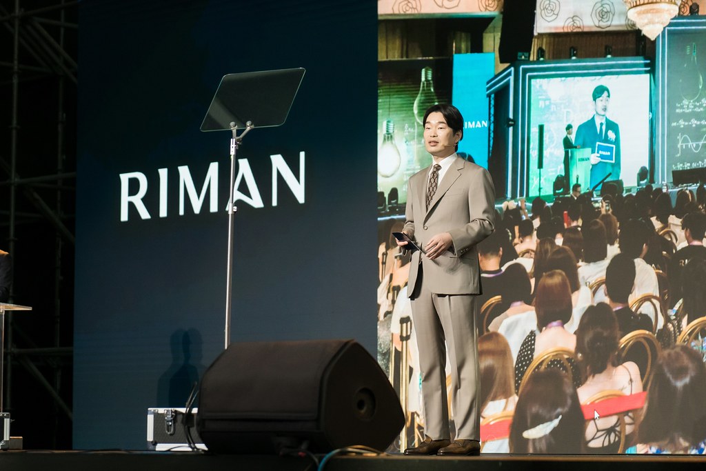 [活動攝影]閃耀2024力曼光典-最專業的團隊完成每場完美活動攝影，拍的不只好更要快! #即拍即印