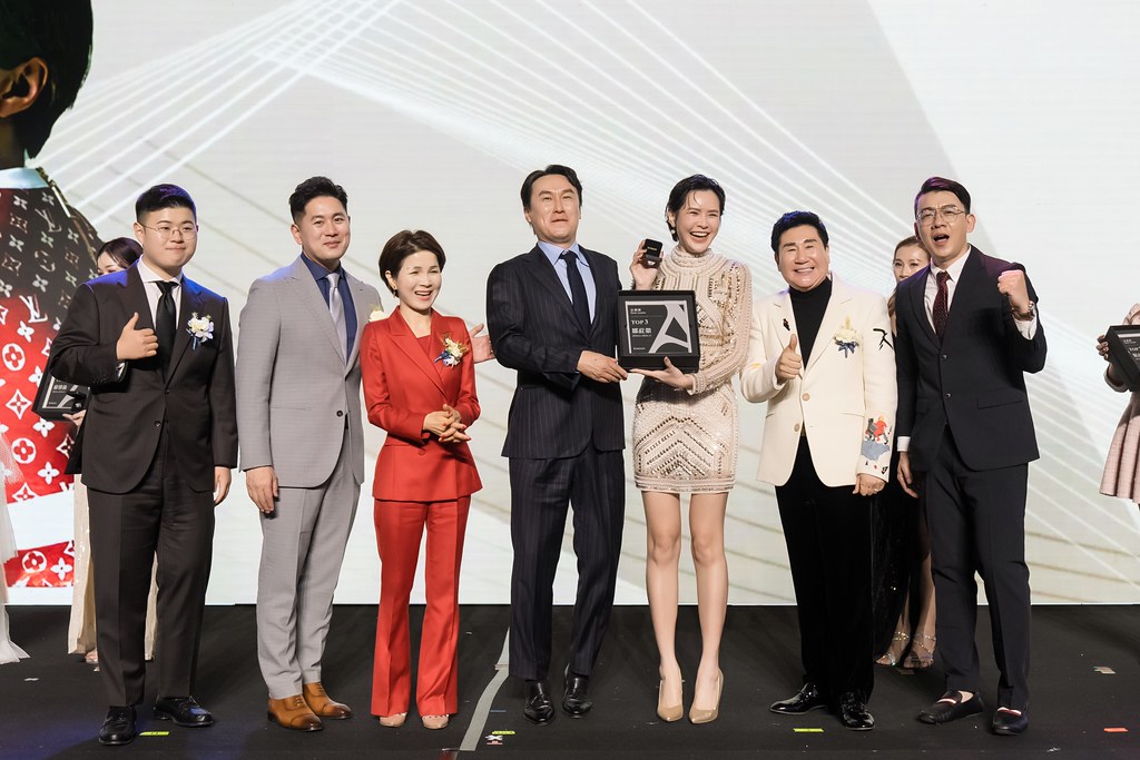 [活動攝影]閃耀2024力曼光典-最專業的團隊完成每場完美活動攝影，拍的不只好更要快! #活動攝影