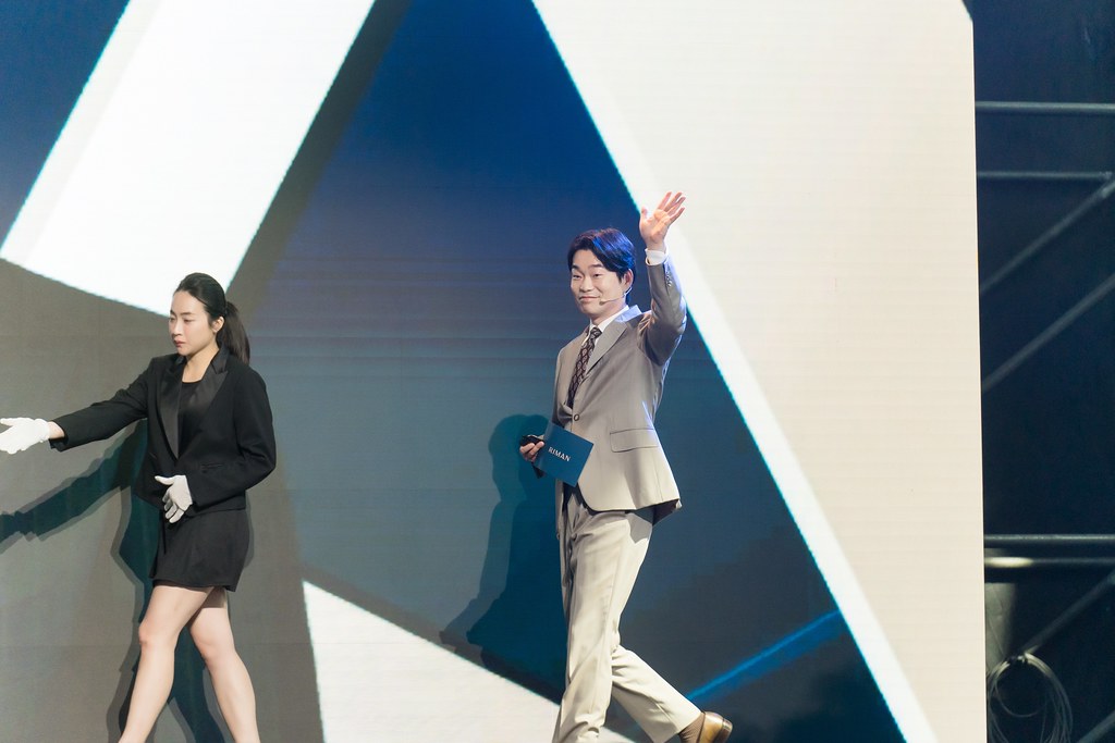 [活動攝影]閃耀2024力曼光典-最專業的團隊完成每場完美活動攝影，拍的不只好更要快! #活動拍立得