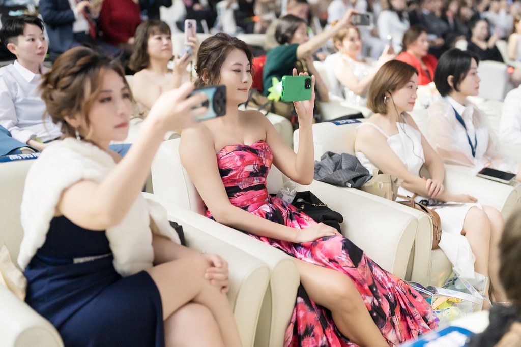 [活動攝影]閃耀2024力曼光典-最專業的團隊完成每場完美活動攝影，拍的不只好更要快! #尾牙攝影