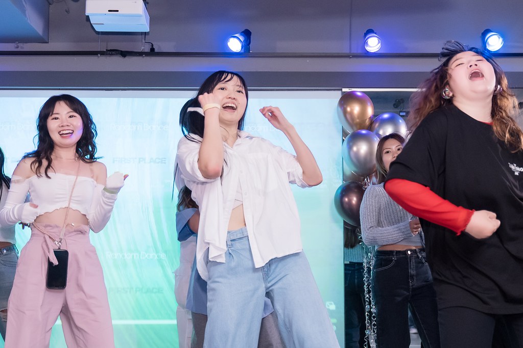 [活動攝影]FIRST PLACE Random Dance-最專業的團隊完成每場完美活動攝影，拍的不只好更要快! #即時攝影