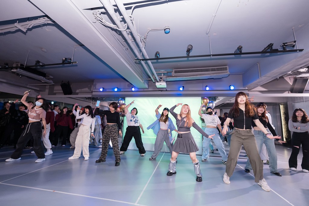 [活動攝影]FIRST PLACE Random Dance-最專業的團隊完成每場完美活動攝影，拍的不只好更要快! #即拍即印