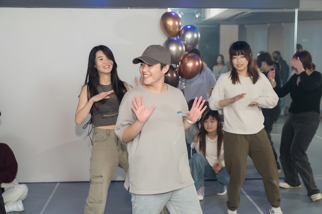 [活動攝影]FIRST PLACE Random Dance-最專業的團隊完成每場完美活動攝影，拍的不只好更要快! #活動拍立得