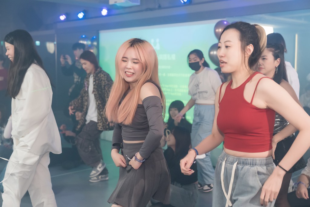 [活動攝影]FIRST PLACE Random Dance-最專業的團隊完成每場完美活動攝影，拍的不只好更要快! #活動拍立得