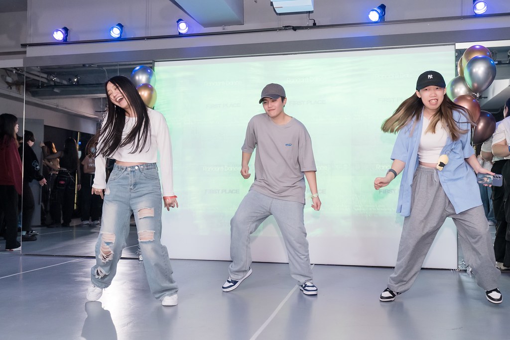 [活動攝影]FIRST PLACE Random Dance-最專業的團隊完成每場完美活動攝影，拍的不只好更要快! #雲端攝影