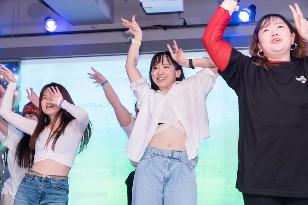 [活動攝影]FIRST PLACE Random Dance-最專業的團隊完成每場完美活動攝影，拍的不只好更要快! #即時攝影