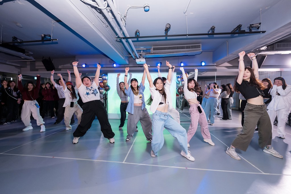 [活動攝影]FIRST PLACE Random Dance-最專業的團隊完成每場完美活動攝影，拍的不只好更要快! #即拍即印