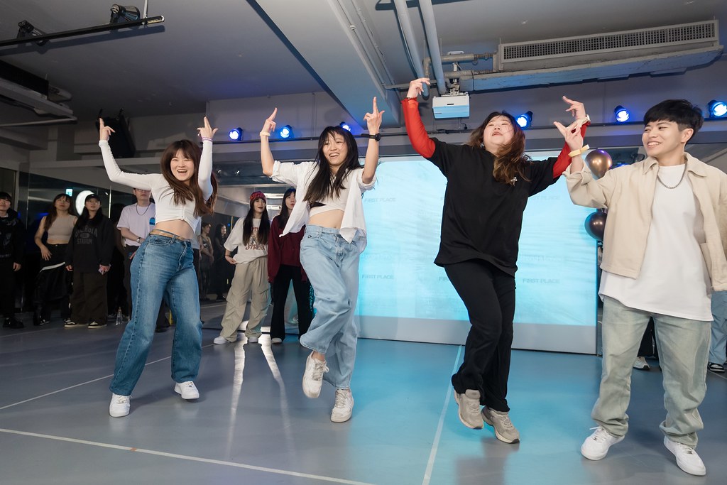 [活動攝影]FIRST PLACE Random Dance-最專業的團隊完成每場完美活動攝影，拍的不只好更要快! #即拍即印