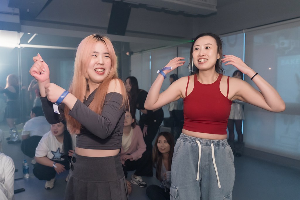 [活動攝影]FIRST PLACE Random Dance-最專業的團隊完成每場完美活動攝影，拍的不只好更要快! #尾牙攝影